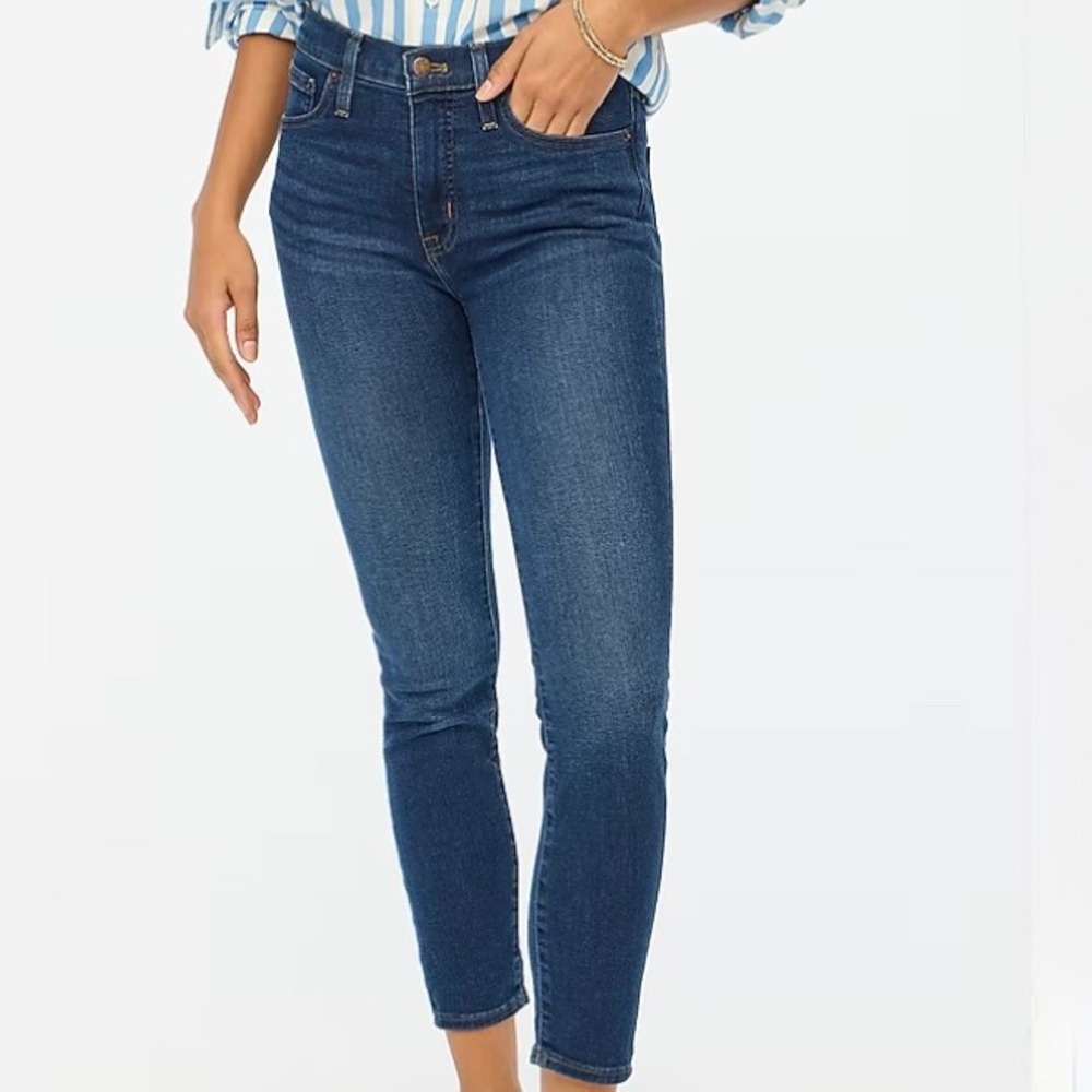 J. Crew Stretch Skinny Jeans Dark Wash mid rise cropped ankleWomen's Size 28